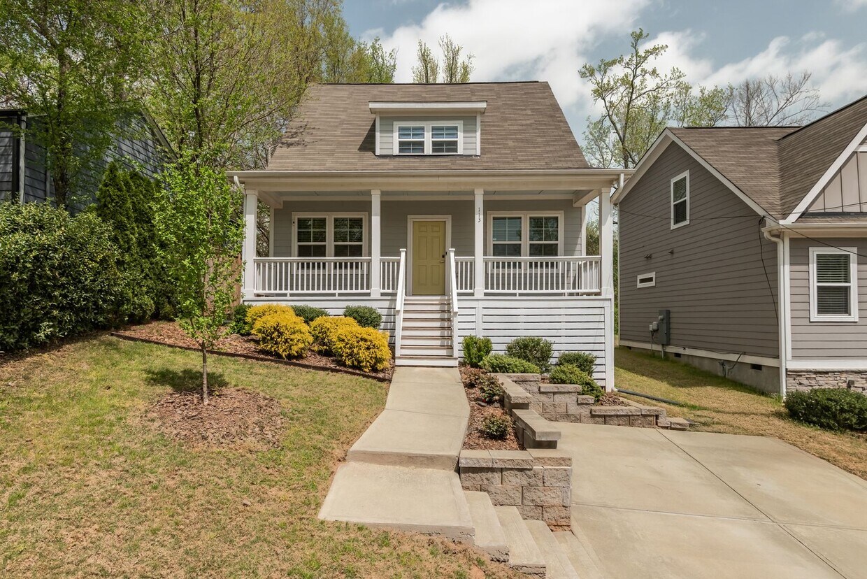 Primary Photo - Beautifully Updated 3 Bedroom, 2.5 Bathroo...