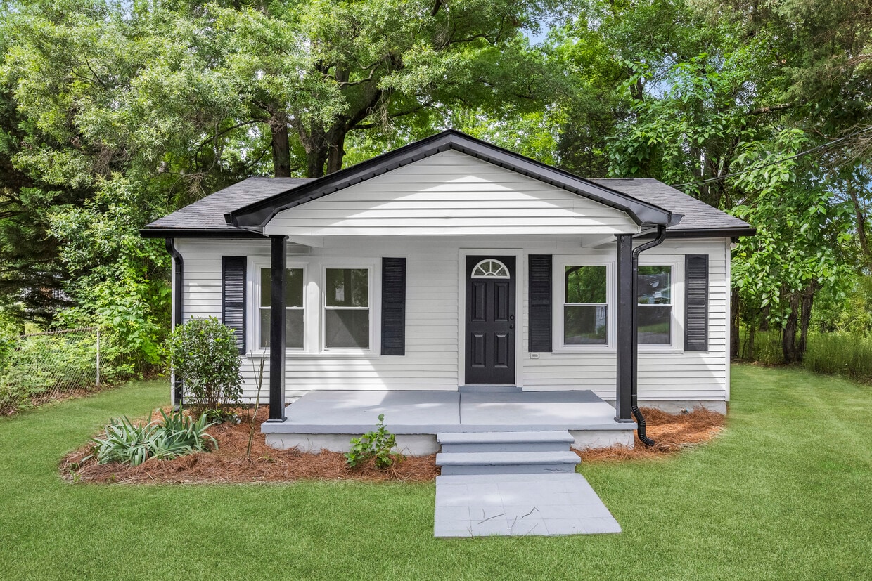 Foto principal - 1155 Cedar Grove Ln