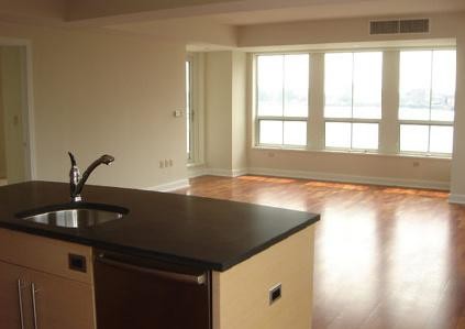 Primary Photo - 250 1st Ave