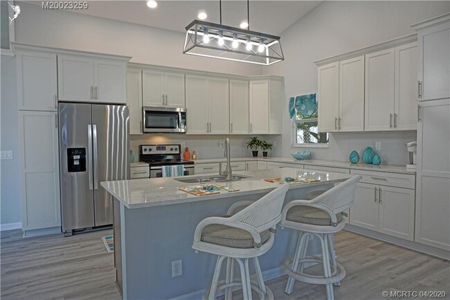 Foto del edificio - 2483 SW Regency Rd