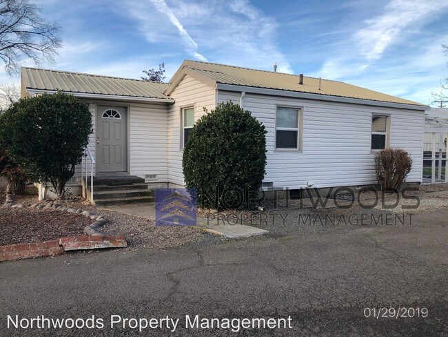 Building Photo - 2 br, 1 bath House - 157 S 7th St