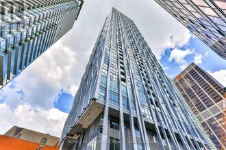 Building Photo - 1 Yorkville Ave