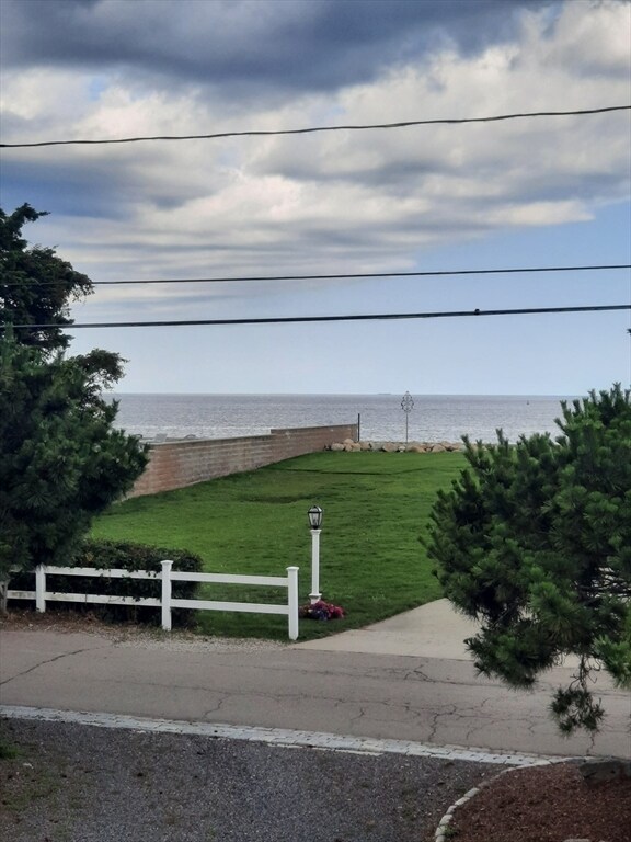 Foto del edificio - 18 Bay Ave