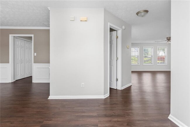 Foto del edificio - 1616 Amhearst Oaks Ct