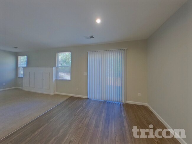 Foto del edificio - 137 Portchester Ln