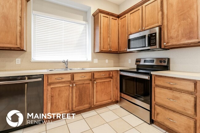 Building Photo - 1125 Oak Creek Dr