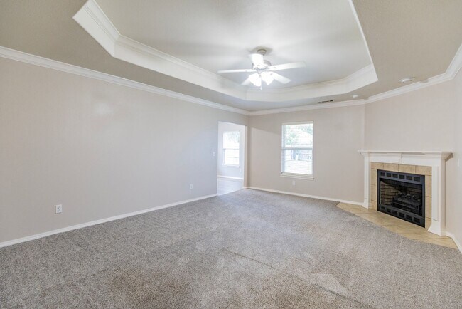 Foto del edificio - ***6206 SW Meadow Well Avenue***