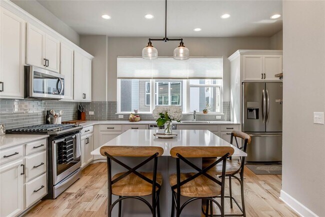 Foto del edificio - 1405 Hyde St