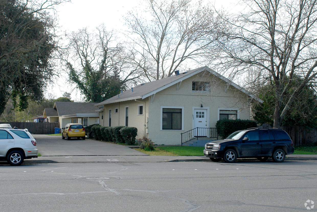 Building Photo - 1932 Sonoma Ave