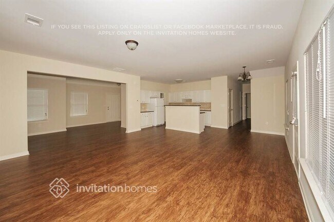 Building Photo - 3030 Stonebrook Cove