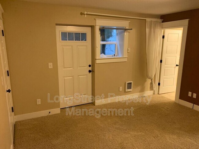 Foto del edificio - 532 NE Sumner St