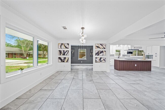 Foto del edificio - 1206 Timber Ln