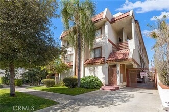 Building Photo - 1021 Linden Ave