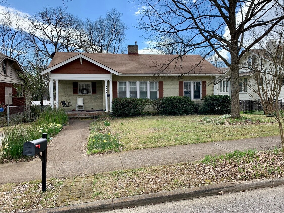 Primary Photo - 2505 Essex Pl