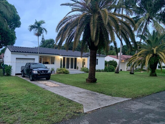 Foto del edificio - 125 NW 100th Terrace