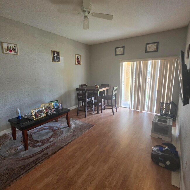 Building Photo - 1309 N Santa Catalina Cir
