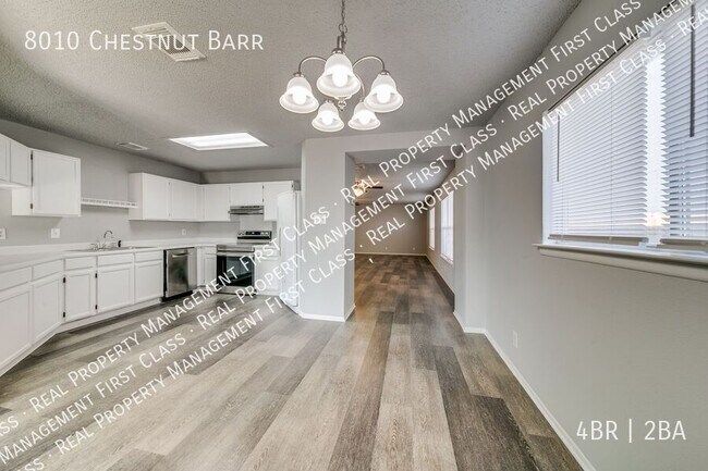 Foto del edificio - 8010 Chestnut Barr Dr