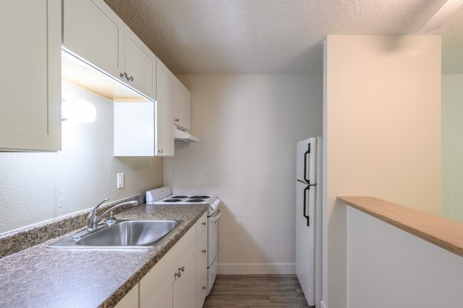 Foto del edificio - 2405 NW Irving St