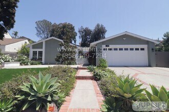 Building Photo - 4275 Tambor Ct