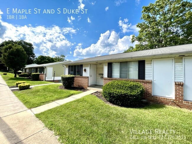 Building Photo - 501 E Maple St