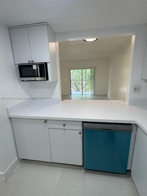 Foto del edificio - 4394 NW 9th Ave