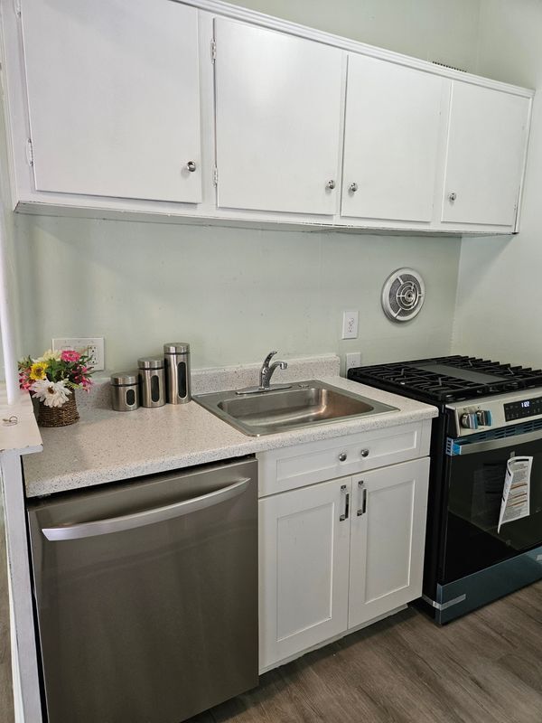 Building Photo - 7723 Donnybrook Ct