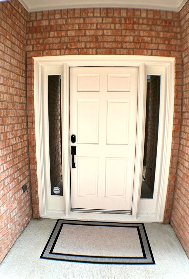 Building Photo - 913 Birdsall St