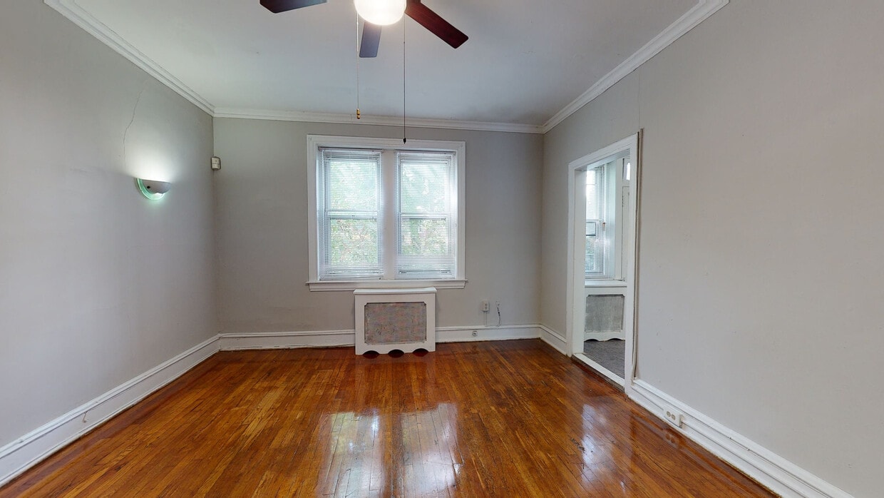 Photo - Campus Apartments