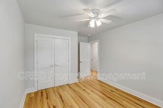 Building Photo - 1757 Skinner Ave