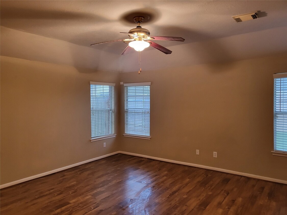 Foto del edificio - 5406 Meadow Canyon Dr