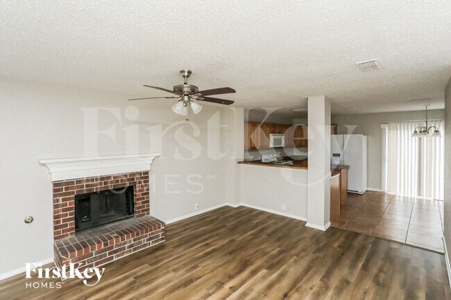 Foto del edificio - 119 Amber Ridge Dr