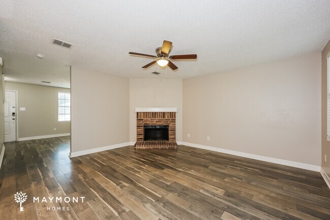 Foto del edificio - 520 Magdalen Ave