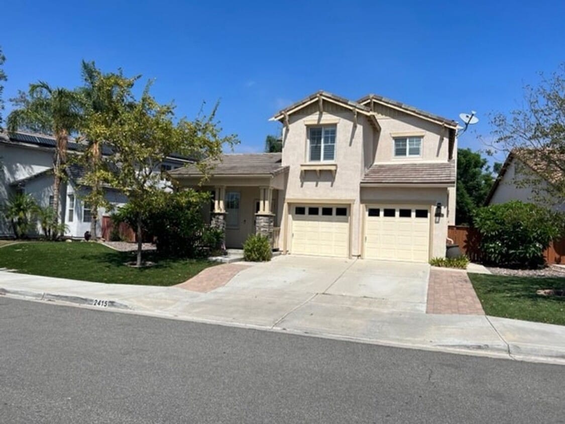 Primary Photo - Rolling Hills Ranch! Spacious 4 Bedroom 2....