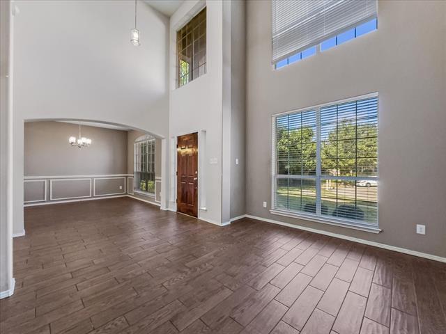 Building Photo - 6 Brairwood Ct
