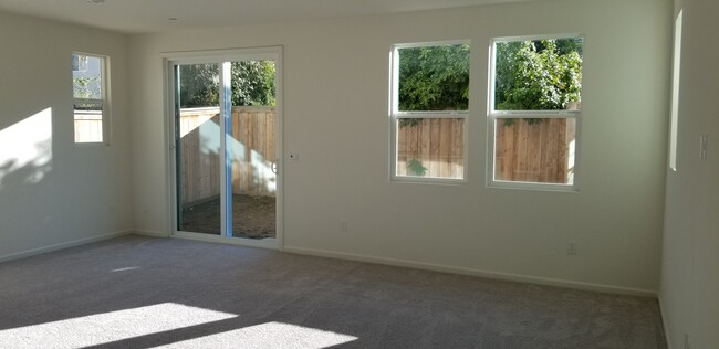 Building Photo - 8158 Kramer Ranch Ln