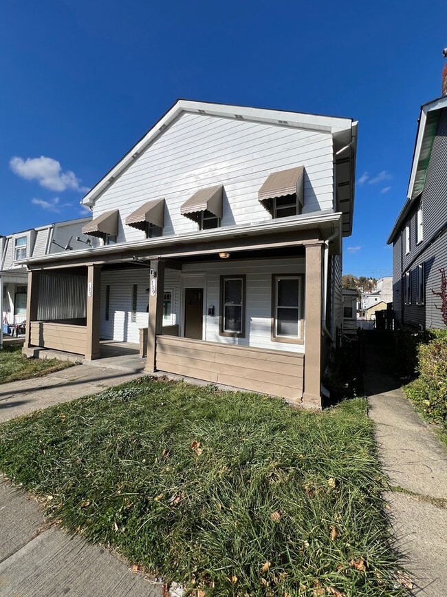 Photo - Updated 2BR Townhome with office & parking spot!