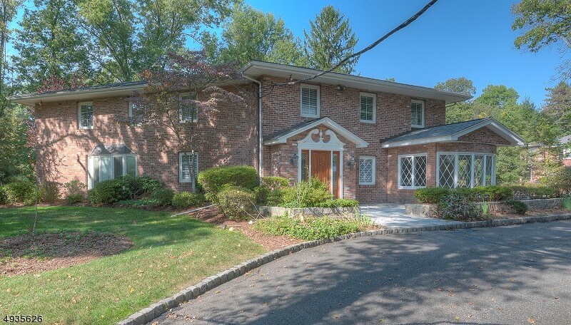 Primary Photo - 218 Devon Rd