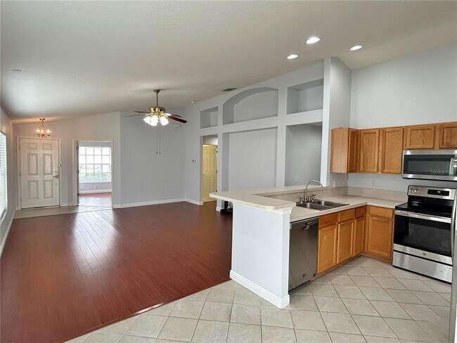 Foto del edificio - 2916 Banyan Hill Ln