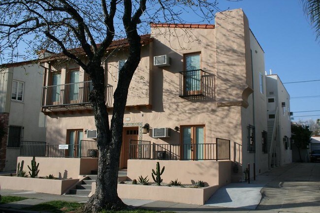 Beautiful Spanish Fourplex - 6211 Orange St