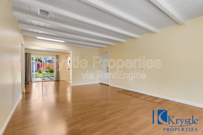 Building Photo - 1411 Mariposa St