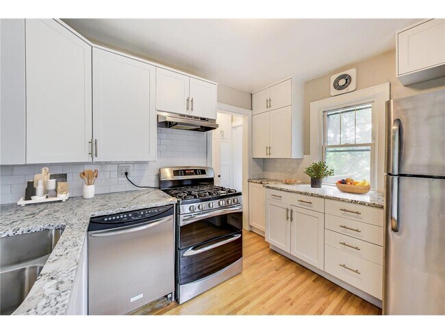 Foto del edificio - 564 Brimhall St