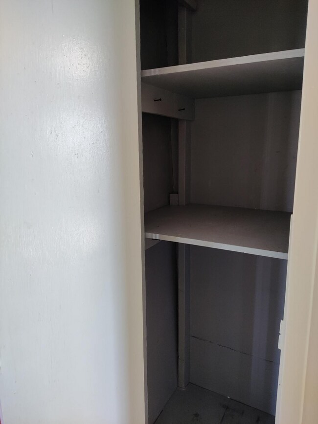 2nd pantry - 15 Forest St