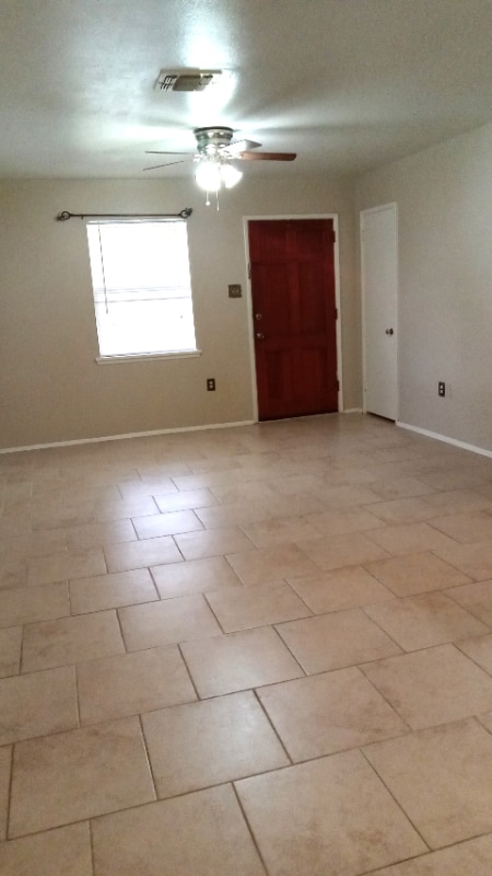 Building Photo - 3807 Mount St