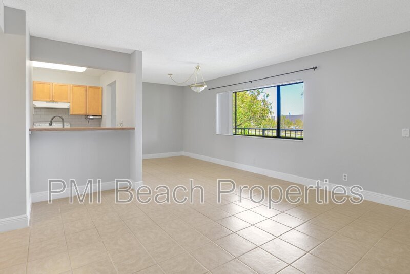 Foto principal - 512 Meadows Cir
