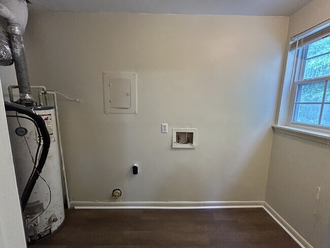 Foto del edificio - Apartment For Rent