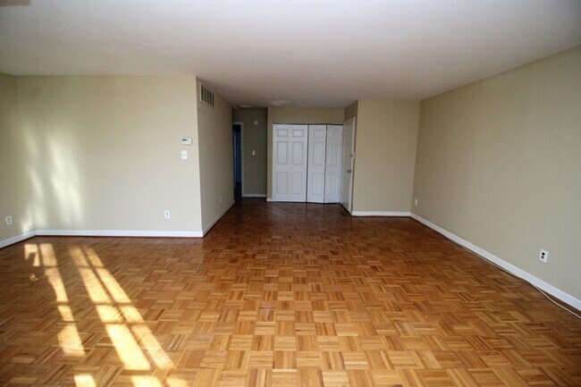 Building Photo - 2024/2025 Loyola Off-Campus 2bd/2ba Homela...