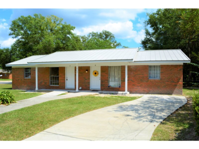 Foto principal - 7145 Pearson Rd