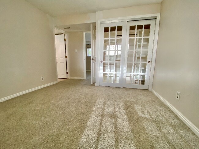 Foto del edificio - 11540 Sandy Creek Dr