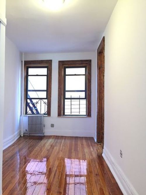Primary Photo - 187 Mulberry St