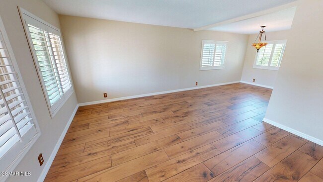 Foto del edificio - 2431 Deerfield Ct